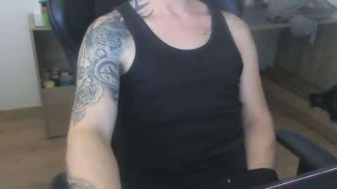 Chriz online show from December 5, 7:11 pm