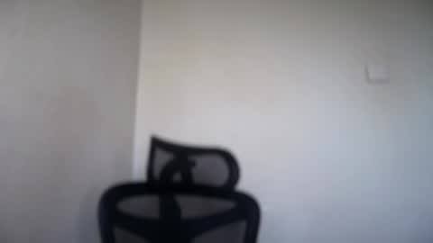 Emma online show from May 7, 7:15 am