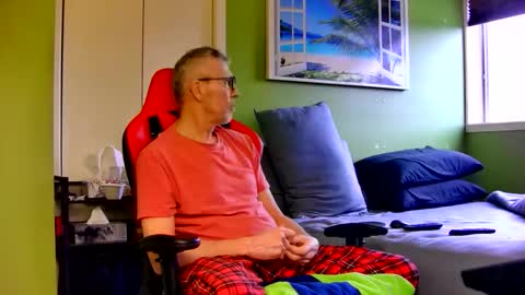 capricorne1965 online show from March 3, 10:28 pm