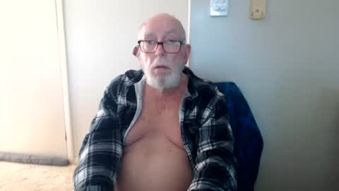 capt5105 online show from June 29, 4:42 am