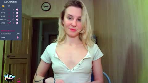 Snapshot of caramel_pie_ chatting on September 28, 8:29 pm caramel online show from September 28, 8:29 pm