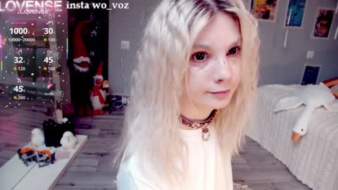 NONA    follow online show from February 3, 6:33 am