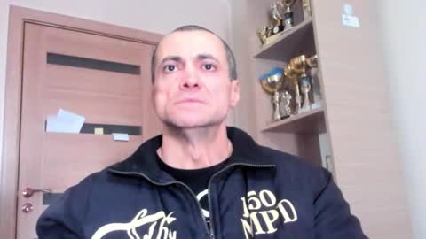 Laz online show from January 18, 10:46 am