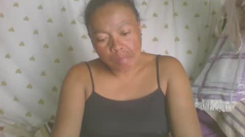 carinesexy69 online show from January 15, 10:46 am