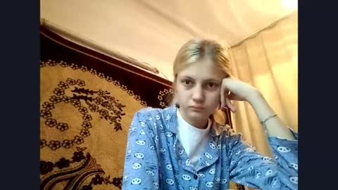 Kira online show from April 29, 2:38 am