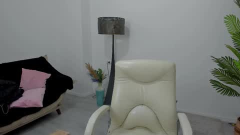 carla_shine online show from January 11, 5:24 am