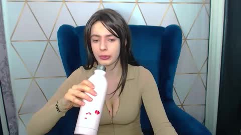 CarliSoSexy online show from February 12, 8:45 pm