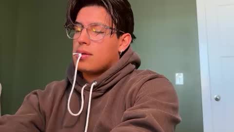 carlos online show from December 1, 4:27 pm