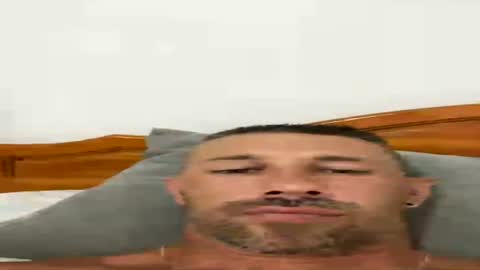 carlosrm440882 online show from July 8, 9:51 pm