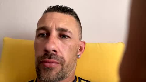 carlosrm440882 online show from May 18, 1:50 pm