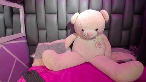     Charlotte     online show from March 16, 1:37 pm