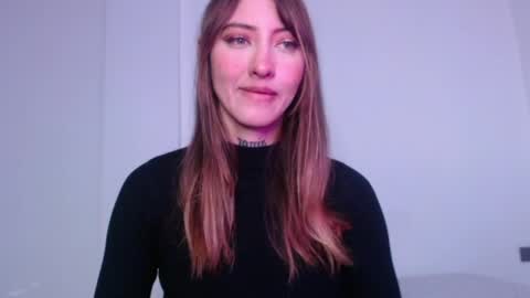 carmennrusso online show from April 29, 2:49 am