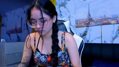 CAROLINA  online show from July 18, 1:51 am