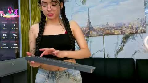 CAROLINA  online show from August 2, 12:12 am