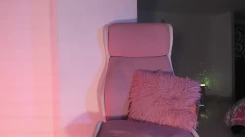 Snapshot of carolinarossees chatting on September 12, 1:07 am CARO  online show from September 12, 1:07 am