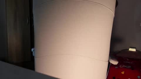 Snapshot of carolinarossees chatting on February 6, 3:06 am CARO  online show from February 6, 3:06 am