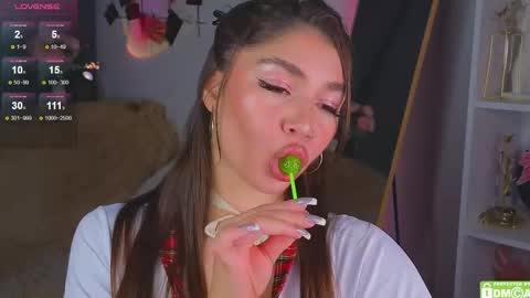 Caroline online show from November 13, 4:48 am