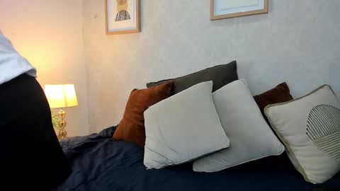  Caroline  online show from November 13, 11:24 am