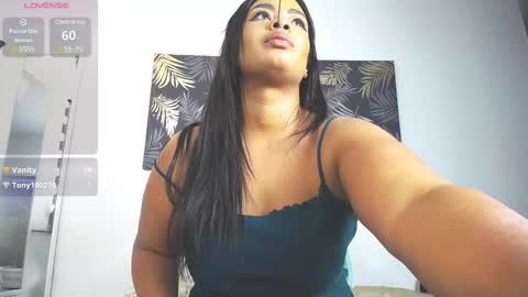 Snapshot of caroline_jackson_ chatting on March 1, 4:11 pm C A R O L I N E online show from March 1, 4:11 pm