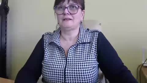 Snapshot of carolinedream_ chatting on March 11, 1:12 pm CarolineDream online show from March 11, 1:12 pm