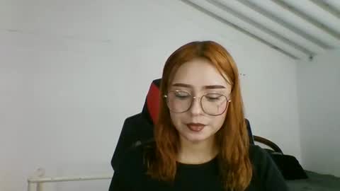 carolinnapinkman online show from May 15, 8:38 pm