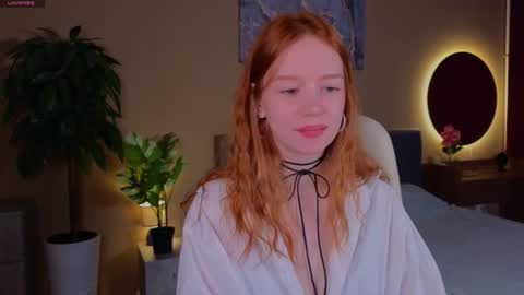 Snapshot of carolinnk chatting on September 27, 2:04 pm Caro online show from September 27, 2:04 pm