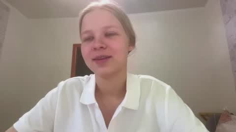 carolynesturino online show from July 8, 8:07 am