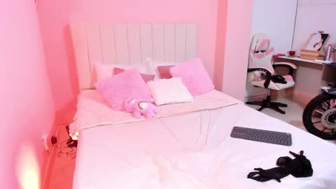 Caro Gmez  online show from February 20, 6:59 am