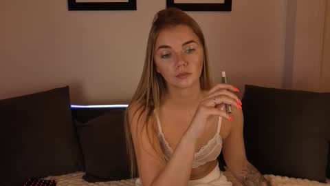 carriebradshawww online show from November 13, 7:16 pm