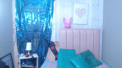 Snapshot of cary_addisson chatting on September 24, 1:07 pm cary_addisson online show from September 24, 1:07 pm