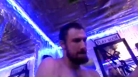 Snapshot of caseyjmcd22 chatting on October 16, 1:44 pm okiedadd online show from October 16, 1:44 pm