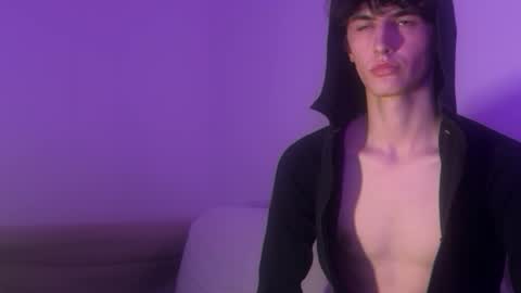 cashmasterparis online show from July 1, 6:49 pm