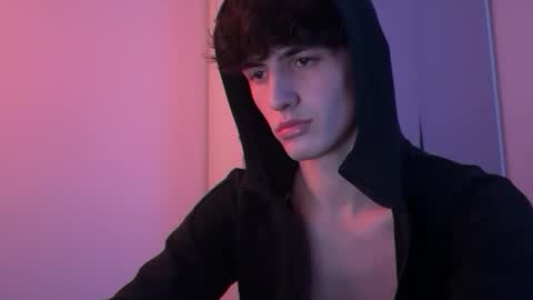 cashmasterparis online show from February 4, 10:46 pm