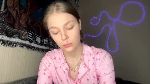 Cassandra online show from March 5, 7:34 pm