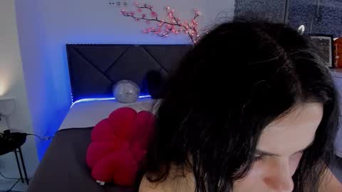 Snapshot of cassieevanss chatting on October 20, 5:45 am Cassie online show from October 20, 5:45 am