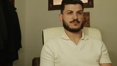 Mike Moreira online show from April 4, 11:28 am