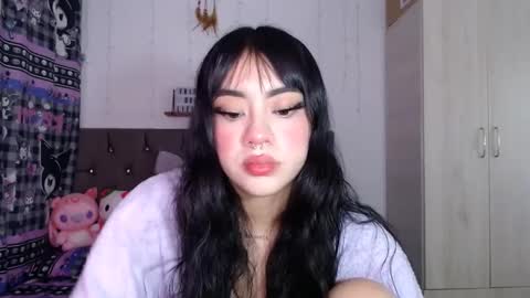 Snapshot of cat_mila_ chatting on September 15, 1:29 am Mila online show from September 15, 1:29 am