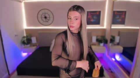 cata_johnss online show from October 10, 1:28 pm