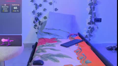 Snapshot of cataleya19__ chatting on October 18, 9:57 am cataleya19__ online show from October 18, 9:57 am