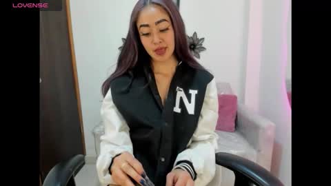 Snapshot of cataleya_sub_ chatting on September 15, 12:28 pm cataleya_sub_ online show from September 15, 12:28 pm