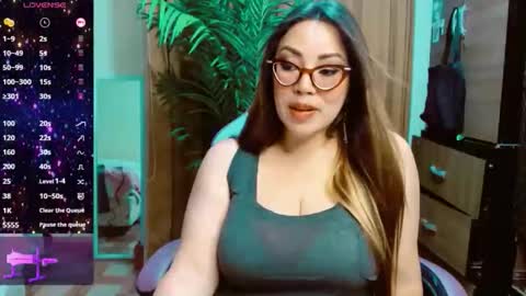 catalina3772516 online show from April 20, 2:36 am