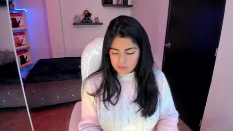Snapshot of catalina_naughtyy chatting on February 25, 8:42 pm Catalina online show from February 25, 8:42 pm