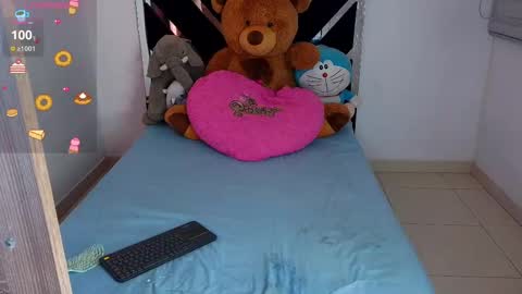 Snapshot of catalina_smith__ chatting on October 2, 11:25 pm Catalina online show from October 2, 11:25 pm