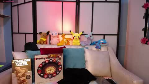 Catalina soul online show from April 16, 1:00 pm