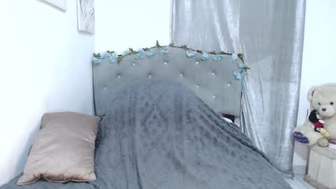 Snapshot of catalinakane chatting on September 12, 3:52 am Mariacatalinakane online show from September 12, 3:52 am