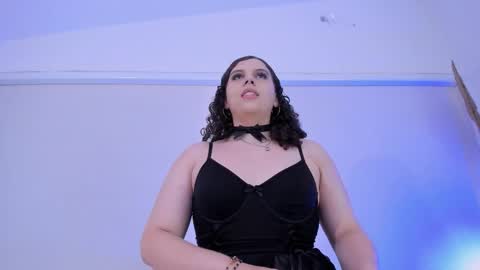 Catleya  online show from November 29, 9:11 pm