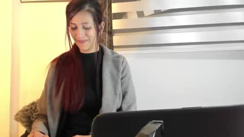 CATT EVANS online show from January 21, 3:59 am