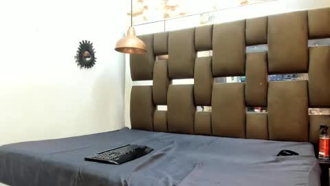 Snapshot of cattaleyaqueen_ chatting on September 23, 4:01 pm cattaleyaqueen_ online show from September 23, 4:01 pm