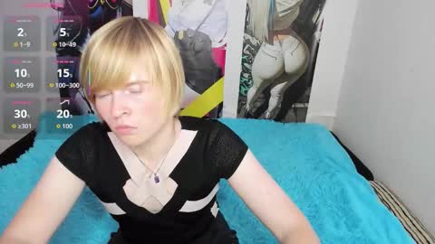 Snapshot of cattie_w_ chatting on October 8, 1:13 am cattie_w_ online show from October 8, 1:13 am