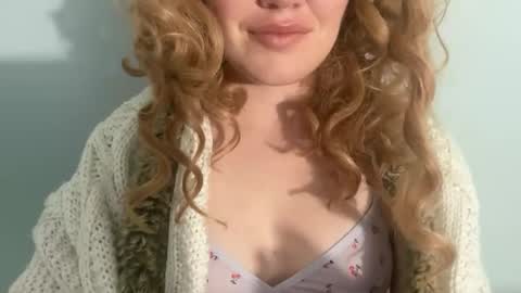 Claire online show from February 22, 9:50 pm